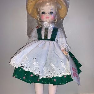 Madame Alexander Heidi Doll 13 inch